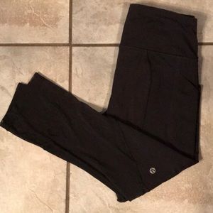 Lulu cropped leggings